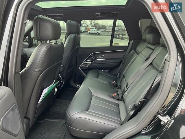 Чорний Ленд Ровер Рендж Ровер, об'ємом двигуна 3 л та пробігом 9 тис. км за 198000 $, фото 25 на Automoto.ua