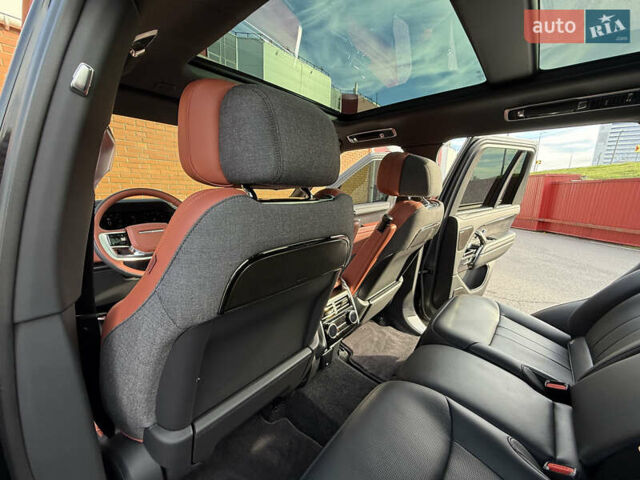 Черный Ленд Ровер Рендж Ровер, объемом двигателя 4.39 л и пробегом 27 тыс. км за 285000 $, фото 57 на Automoto.ua