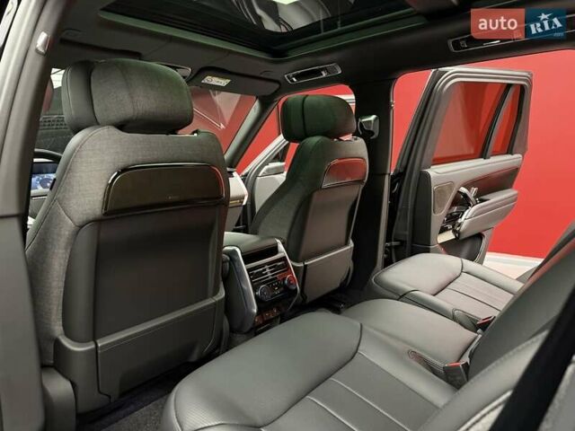 Чорний Ленд Ровер Рендж Ровер, об'ємом двигуна 4.4 л та пробігом 26 тис. км за 285000 $, фото 42 на Automoto.ua