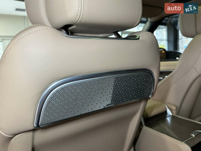 Чорний Ленд Ровер Рендж Ровер, об'ємом двигуна 3 л та пробігом 6 тис. км за 219000 $, фото 62 на Automoto.ua