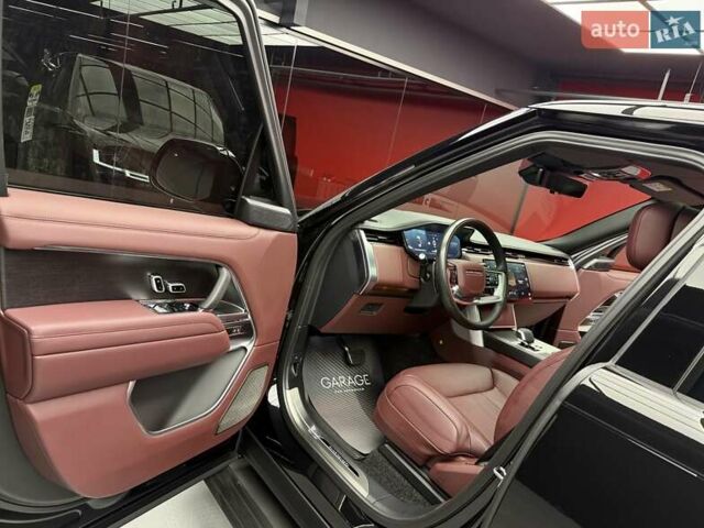 Чорний Ленд Ровер Рендж Ровер, об'ємом двигуна 4.4 л та пробігом 10 тис. км за 224900 $, фото 23 на Automoto.ua