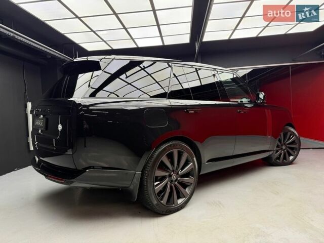 Чорний Ленд Ровер Рендж Ровер, об'ємом двигуна 4.4 л та пробігом 28 тис. км за 277700 $, фото 12 на Automoto.ua