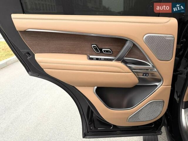 Чорний Ленд Ровер Рендж Ровер, об'ємом двигуна 4.39 л та пробігом 19 тис. км за 225000 $, фото 27 на Automoto.ua