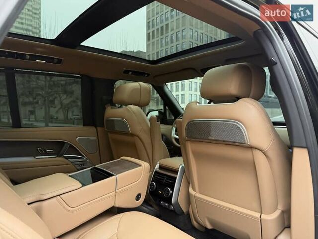 Чорний Ленд Ровер Рендж Ровер, об'ємом двигуна 4.39 л та пробігом 19 тис. км за 225000 $, фото 38 на Automoto.ua