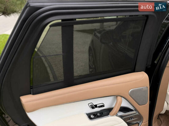 Черный Ленд Ровер Рендж Ровер, объемом двигателя 4.39 л и пробегом 13 тыс. км за 290000 $, фото 44 на Automoto.ua