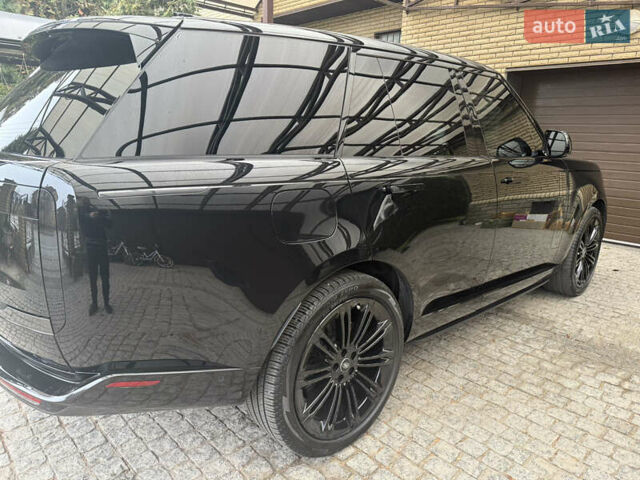 Чорний Ленд Ровер Рендж Ровер, об'ємом двигуна 4.4 л та пробігом 25 тис. км за 165000 $, фото 3 на Automoto.ua