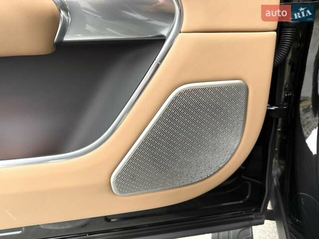 Чорний Ленд Ровер Рендж Ровер, об'ємом двигуна 4.39 л та пробігом 19 тис. км за 225000 $, фото 22 на Automoto.ua