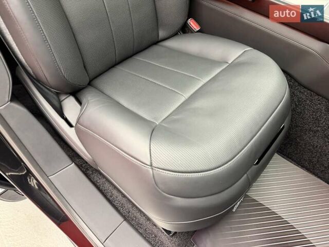 Чорний Ленд Ровер Рендж Ровер, об'ємом двигуна 4.4 л та пробігом 26 тис. км за 285000 $, фото 59 на Automoto.ua