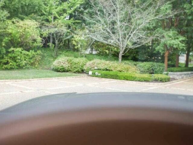 Ленд Ровер Рендж Ровер 2024 у Львові на Automoto.ua Чорний Ленд Ровер Рендж Ровер, об'ємом двигуна 4.4 л та пробігом 6 тис. км за 84800 $, фото 13 на Automoto.ua