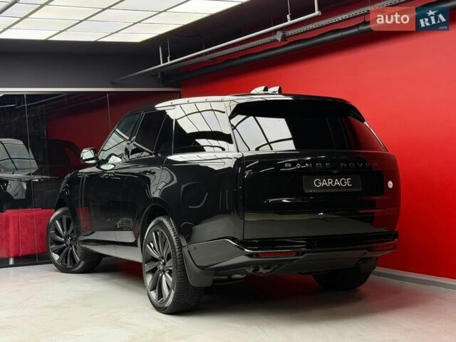Чорний Ленд Ровер Рендж Ровер, об'ємом двигуна 4.4 л та пробігом 28 тис. км за 277700 $, фото 19 на Automoto.ua