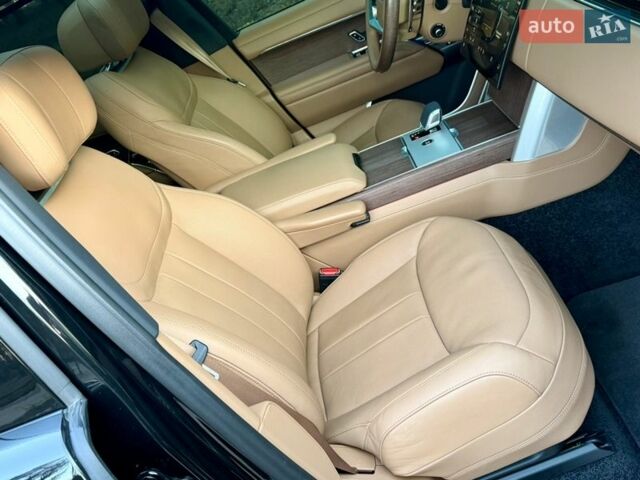 Черный Ленд Ровер Рендж Ровер, объемом двигателя 4.4 л и пробегом 24 тыс. км за 214950 $, фото 131 на Automoto.ua