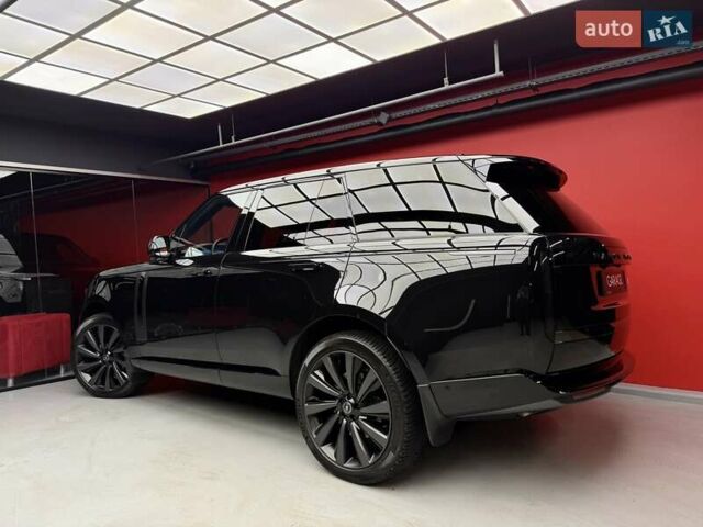 Чорний Ленд Ровер Рендж Ровер, об'ємом двигуна 4.4 л та пробігом 26 тис. км за 285000 $, фото 17 на Automoto.ua