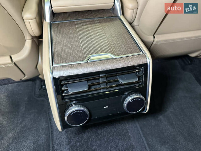 Чорний Ленд Ровер Рендж Ровер, об'ємом двигуна 3 л та пробігом 6 тис. км за 219000 $, фото 71 на Automoto.ua