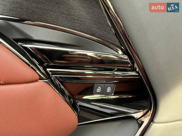 Черный Ленд Ровер Рендж Ровер, объемом двигателя 4.39 л и пробегом 27 тыс. км за 285000 $, фото 43 на Automoto.ua