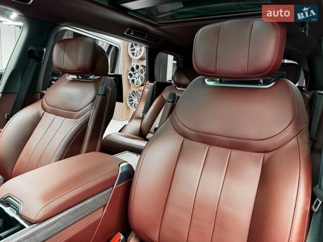 Черный Ленд Ровер Рендж Ровер, объемом двигателя 4.39 л и пробегом 35 тыс. км за 217000 $, фото 23 на Automoto.ua