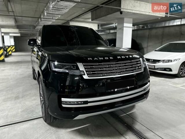 Ленд Ровер Рендж Ровер 2024 в Днепре (Днепропетровске) на Automoto.ua Черный Ленд Ровер Рендж Ровер, объемом двигателя 4.39 л и пробегом 19 тыс. км за 215000 $, фото 18 на Automoto.ua