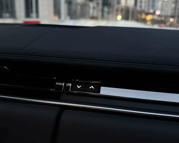 Чорний Ленд Ровер Рендж Ровер, об'ємом двигуна 4.39 л та пробігом 8 тис. км за 190000 $, фото 38 на Automoto.ua