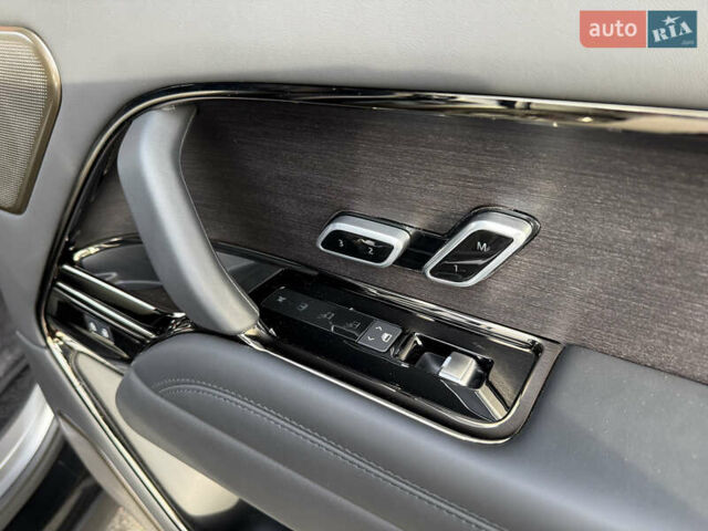 Черный Ленд Ровер Рендж Ровер, объемом двигателя 4.39 л и пробегом 27 тыс. км за 285000 $, фото 61 на Automoto.ua