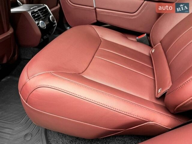 Черный Ленд Ровер Рендж Ровер, объемом двигателя 4.39 л и пробегом 35 тыс. км за 217000 $, фото 33 на Automoto.ua