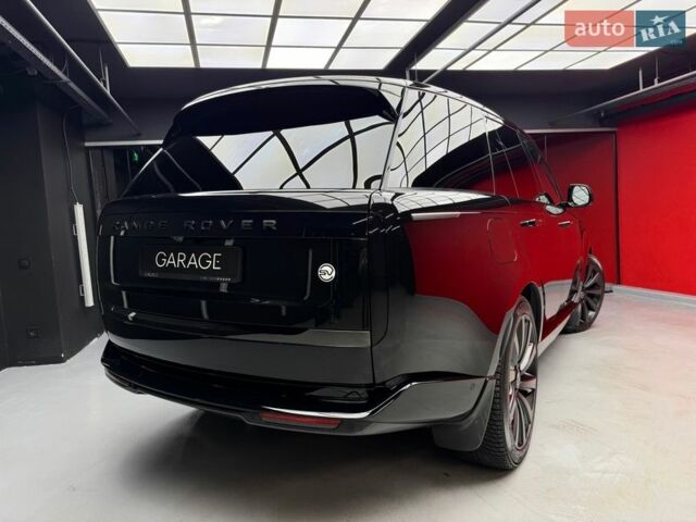 Чорний Ленд Ровер Рендж Ровер, об'ємом двигуна 4.4 л та пробігом 28 тис. км за 277700 $, фото 11 на Automoto.ua