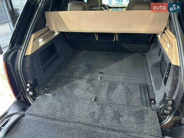 Чорний Ленд Ровер Рендж Ровер, об'ємом двигуна 3 л та пробігом 6 тис. км за 219000 $, фото 75 на Automoto.ua