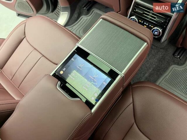 Чорний Ленд Ровер Рендж Ровер, об'ємом двигуна 4.4 л та пробігом 10 тис. км за 224900 $, фото 52 на Automoto.ua