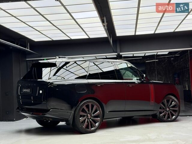 Чорний Ленд Ровер Рендж Ровер, об'ємом двигуна 4.4 л та пробігом 28 тис. км за 277700 $, фото 15 на Automoto.ua
