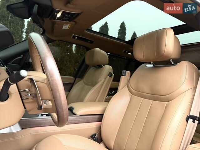 Черный Ленд Ровер Рендж Ровер, объемом двигателя 4.39 л и пробегом 19 тыс. км за 215000 $, фото 24 на Automoto.ua