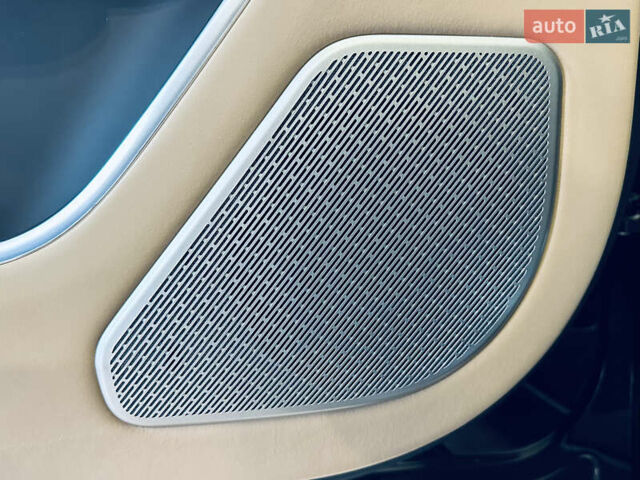 Чорний Ленд Ровер Рендж Ровер, об'ємом двигуна 3 л та пробігом 6 тис. км за 219000 $, фото 26 на Automoto.ua