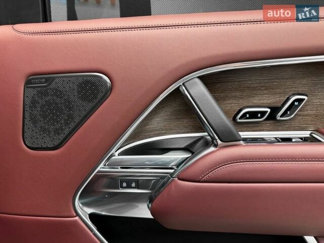 Черный Ленд Ровер Рендж Ровер, объемом двигателя 4.39 л и пробегом 35 тыс. км за 217000 $, фото 36 на Automoto.ua