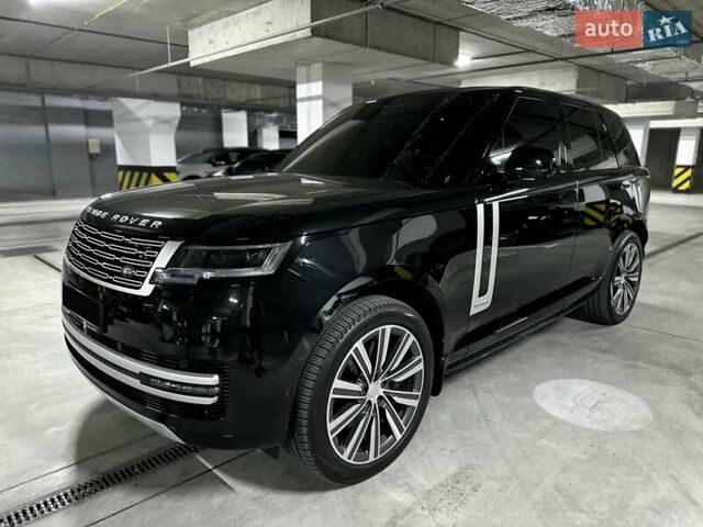 Ленд Ровер Рендж Ровер 2024 в Днепре (Днепропетровске) на Automoto.ua Черный Ленд Ровер Рендж Ровер, объемом двигателя 4.39 л и пробегом 19 тыс. км за 215000 $, фото 2 на Automoto.ua
