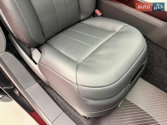 Чорний Ленд Ровер Рендж Ровер, об'ємом двигуна 4.4 л та пробігом 28 тис. км за 277700 $, фото 58 на Automoto.ua