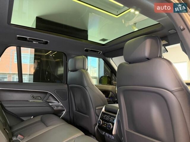 Чорний Ленд Ровер Рендж Ровер, об'ємом двигуна 3 л та пробігом 20 тис. км за 179000 $, фото 63 на Automoto.ua