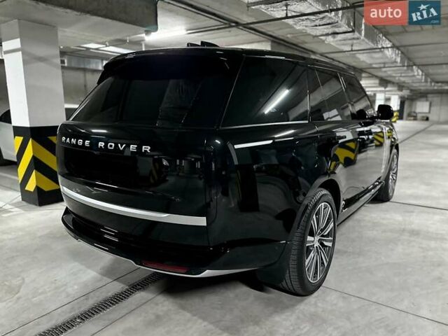 Ленд Ровер Рендж Ровер 2024 в Днепре (Днепропетровске) на Automoto.ua Черный Ленд Ровер Рендж Ровер, объемом двигателя 4.39 л и пробегом 19 тыс. км за 215000 $, фото 10 на Automoto.ua