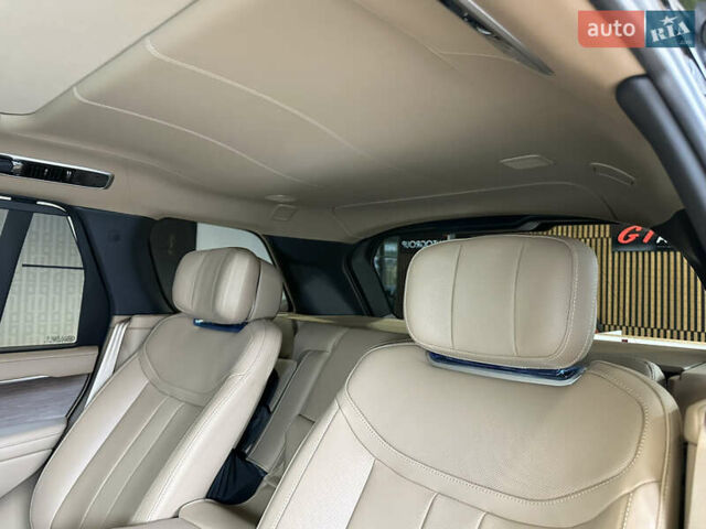 Чорний Ленд Ровер Рендж Ровер, об'ємом двигуна 3 л та пробігом 6 тис. км за 219000 $, фото 73 на Automoto.ua