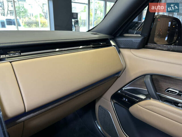 Чорний Ленд Ровер Рендж Ровер, об'ємом двигуна 3 л та пробігом 6 тис. км за 219000 $, фото 37 на Automoto.ua