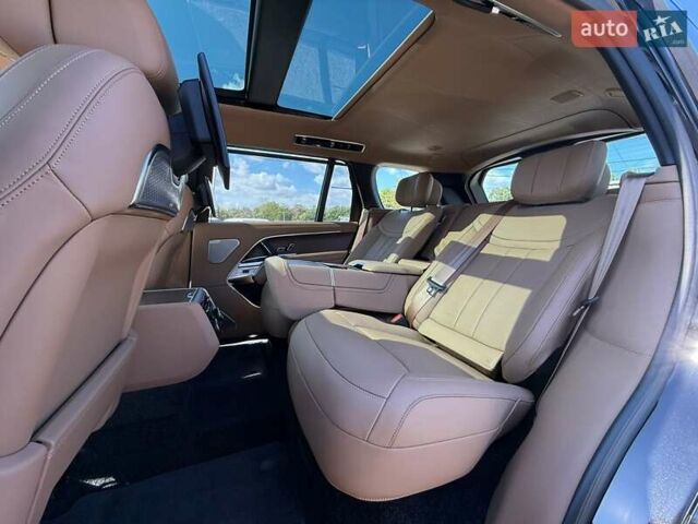 Черный Ленд Ровер Рендж Ровер, объемом двигателя 3 л и пробегом 1 тыс. км за 246811 $, фото 77 на Automoto.ua