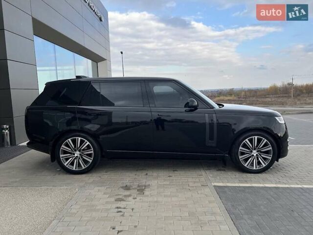 Ленд Ровер Рендж Ровер 2024 в Днепре (Днепропетровске) на Automoto.ua Черный Ленд Ровер Рендж Ровер, объемом двигателя 3 л и пробегом 5 тыс. км за 203000 $, фото 7 на Automoto.ua