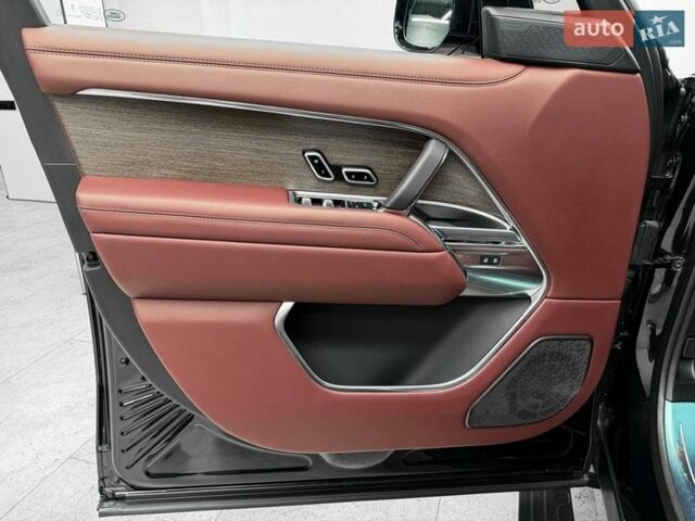 Черный Ленд Ровер Рендж Ровер, объемом двигателя 4.39 л и пробегом 35 тыс. км за 217000 $, фото 16 на Automoto.ua