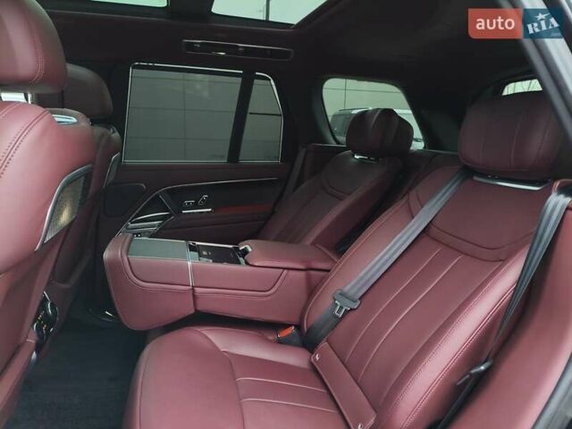 Черный Ленд Ровер Рендж Ровер, объемом двигателя 3 л и пробегом 23 тыс. км за 214540 $, фото 37 на Automoto.ua