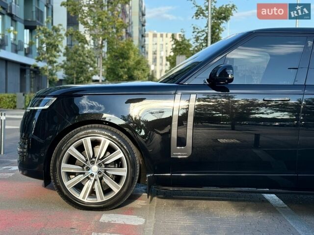 Чорний Ленд Ровер Рендж Ровер, об'ємом двигуна 3 л та пробігом 47 тис. км за 190000 $, фото 14 на Automoto.ua