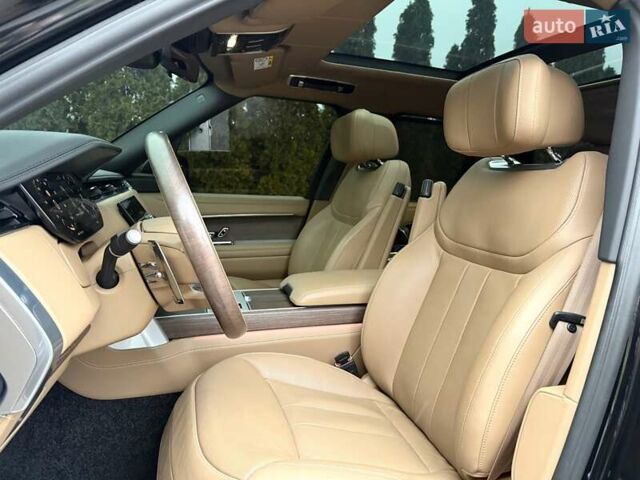 Чорний Ленд Ровер Рендж Ровер, об'ємом двигуна 4.39 л та пробігом 19 тис. км за 225000 $, фото 24 на Automoto.ua