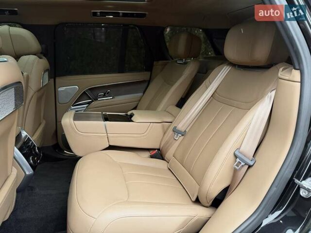 Чорний Ленд Ровер Рендж Ровер, об'ємом двигуна 4.39 л та пробігом 19 тис. км за 225000 $, фото 31 на Automoto.ua