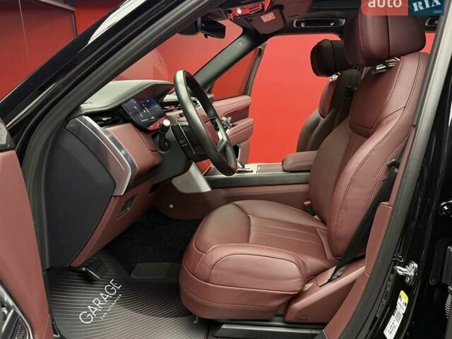 Чорний Ленд Ровер Рендж Ровер, об'ємом двигуна 4.4 л та пробігом 10 тис. км за 224900 $, фото 26 на Automoto.ua