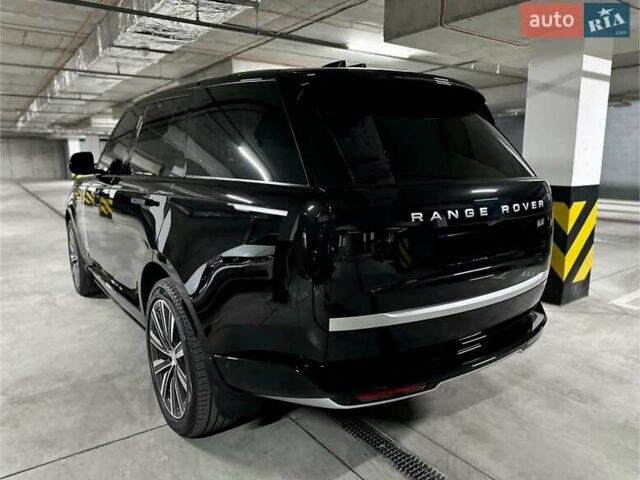 Черный Ленд Ровер Рендж Ровер, объемом двигателя 4.39 л и пробегом 19 тыс. км за 225000 $, фото 7 на Automoto.ua