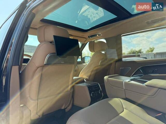 Ленд Ровер Рендж Ровер 2024 в Одессе на Automoto.ua Черный Ленд Ровер Рендж Ровер, объемом двигателя 3 л и пробегом 1 тыс. км за 244765 $, фото 80 на Automoto.ua