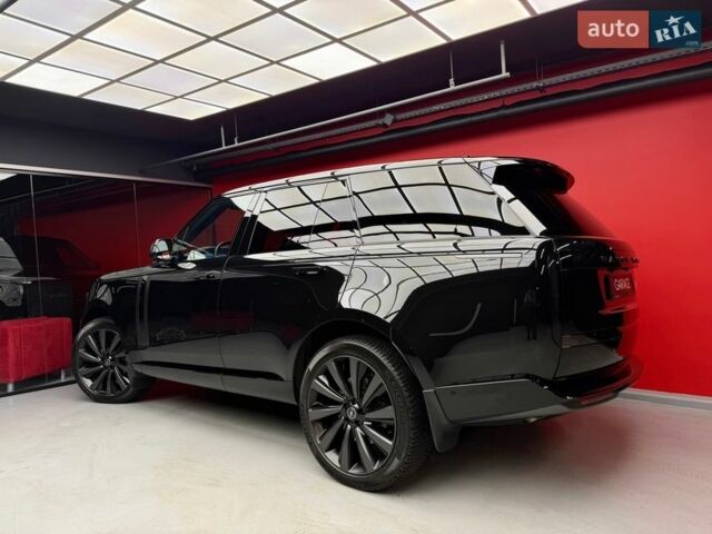 Чорний Ленд Ровер Рендж Ровер, об'ємом двигуна 4.4 л та пробігом 28 тис. км за 277700 $, фото 17 на Automoto.ua