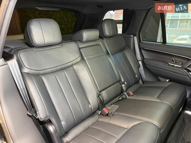 Чорний Ленд Ровер Рендж Ровер, об'ємом двигуна 3 л та пробігом 20 тис. км за 179000 $, фото 62 на Automoto.ua