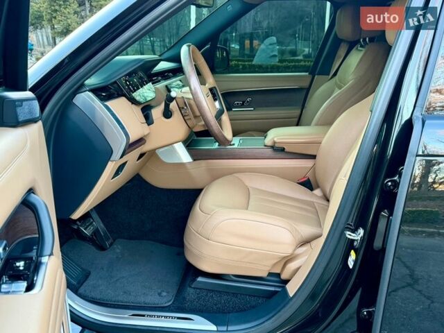 Черный Ленд Ровер Рендж Ровер, объемом двигателя 4.4 л и пробегом 24 тыс. км за 214950 $, фото 69 на Automoto.ua