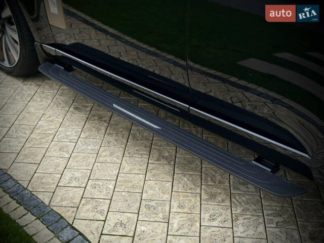 Черный Ленд Ровер Рендж Ровер, объемом двигателя 4.39 л и пробегом 13 тыс. км за 290000 $, фото 32 на Automoto.ua